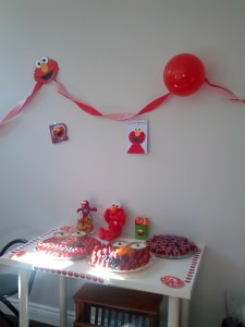 elmo decoration 