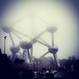 atomium with kids. travel with young kids, baby in brussels