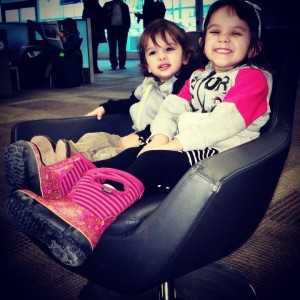 porter Toronto to newark, flying porter with kids, porter stroller