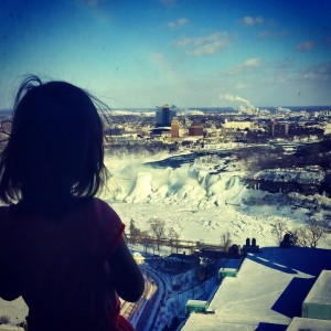 Hotel Niagara Falls with view