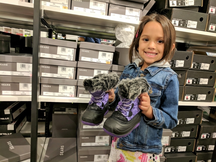 tips buying school shoes