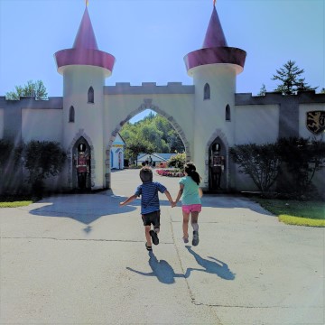 Story Land New Hampshire with Kids #MurphysDoNH