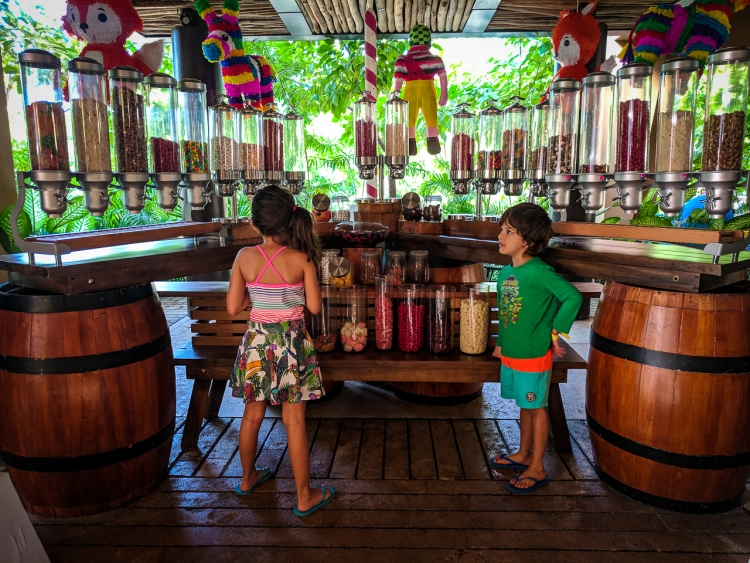 What to Eat at Hotel Xcaret Mexico #ExperienceTransat | Parenting To Go