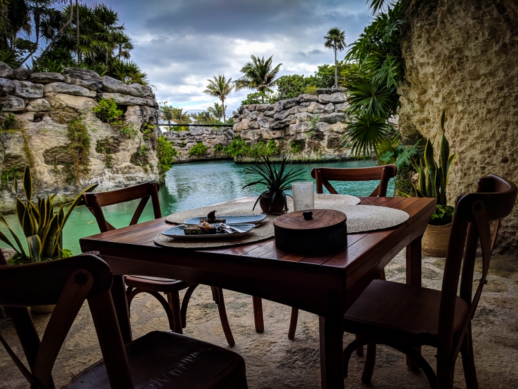 What to Eat at Hotel Xcaret Mexico #ExperienceTransat | Parenting To Go