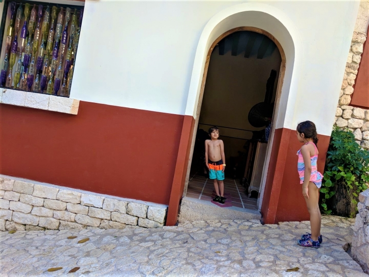 xenses with kids xcaret