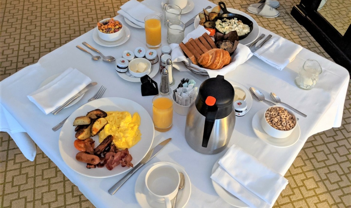 breakfast in bed in Ottawa