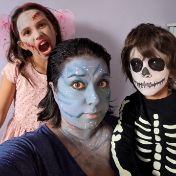 kids and mom make up fun