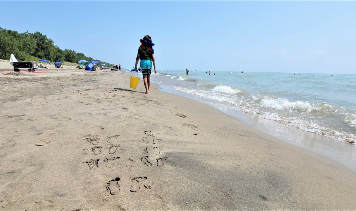 foot prints in sand 