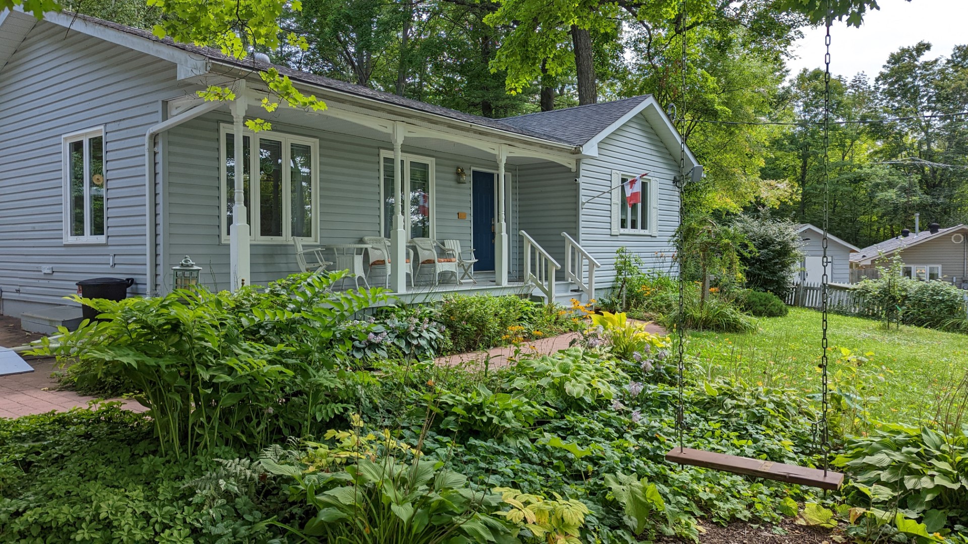 Kawartha Lake cottage