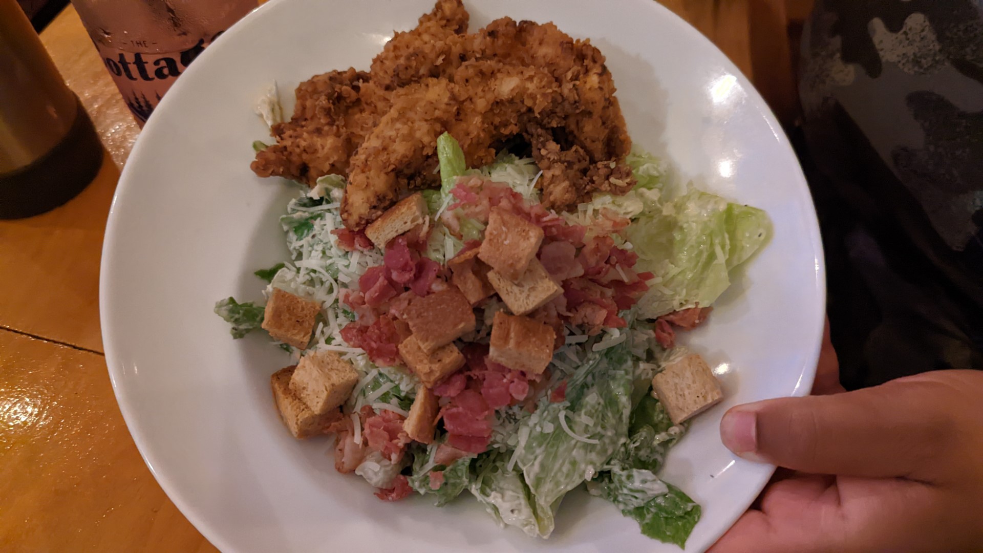 fried chicken and caesar salad at Muskoka Brewery