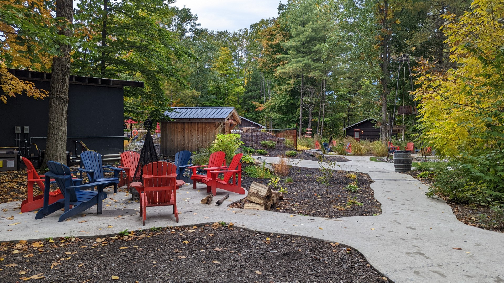 fire pits and seating areas at Muskoka Beer Spa