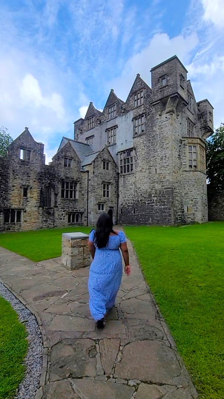 Yashy at Donegal Castle