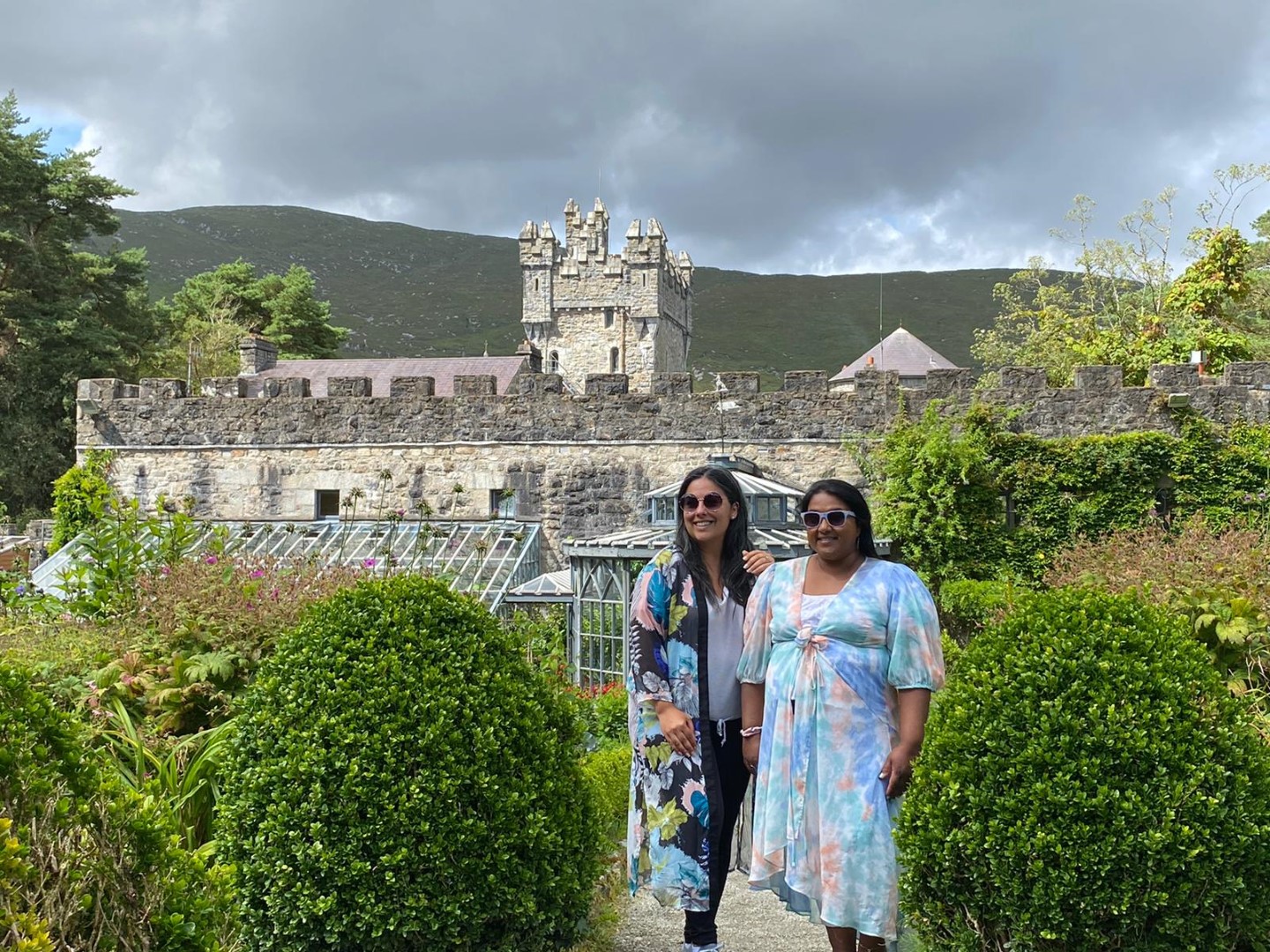 Yashy and Solmaz in Ireland on a girls trip
