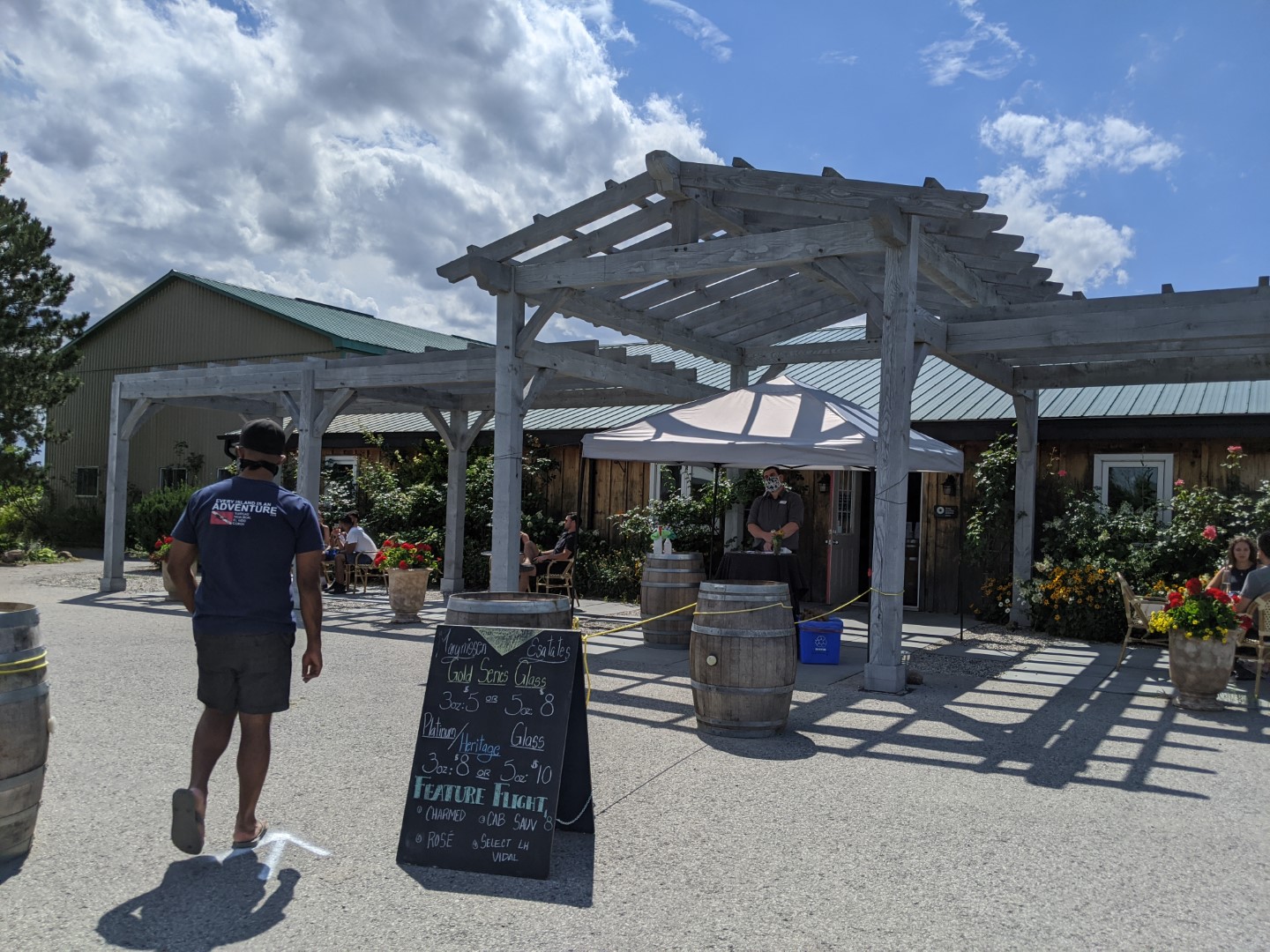 marynissen winery patio