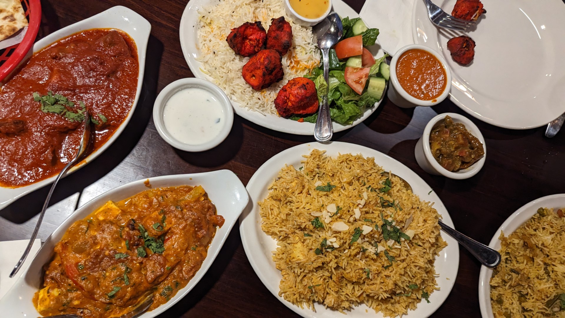 spread of Indian food in Moose Jaw restaurant
