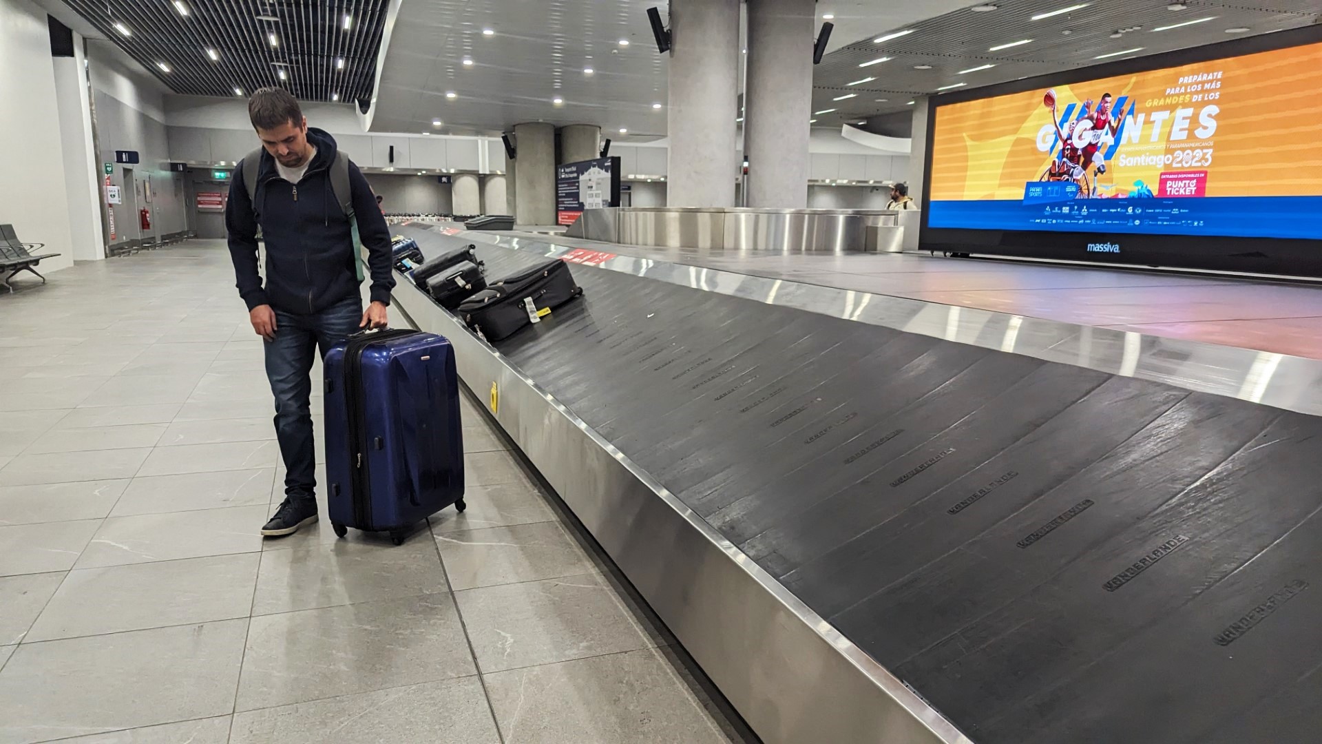 Arajet checked bag on conveyor belt