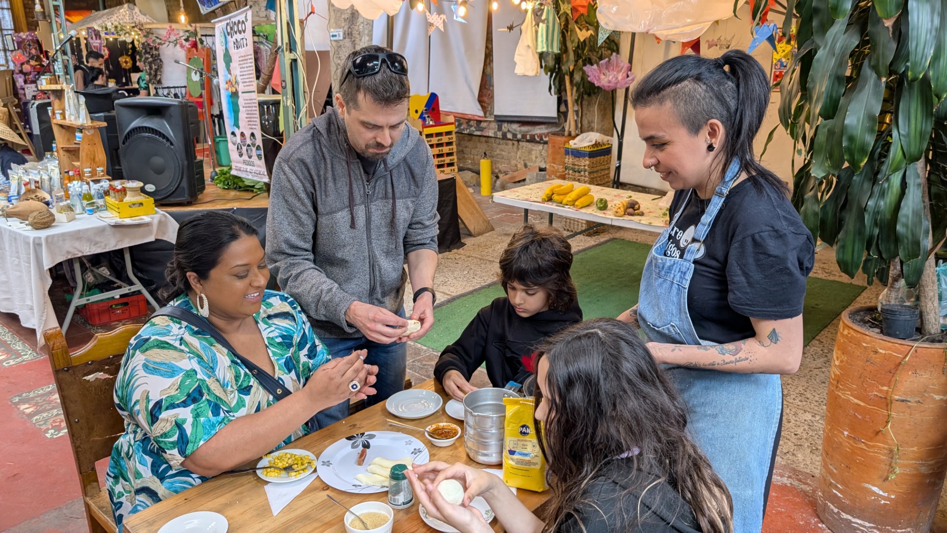 Family at Bogota cooking class