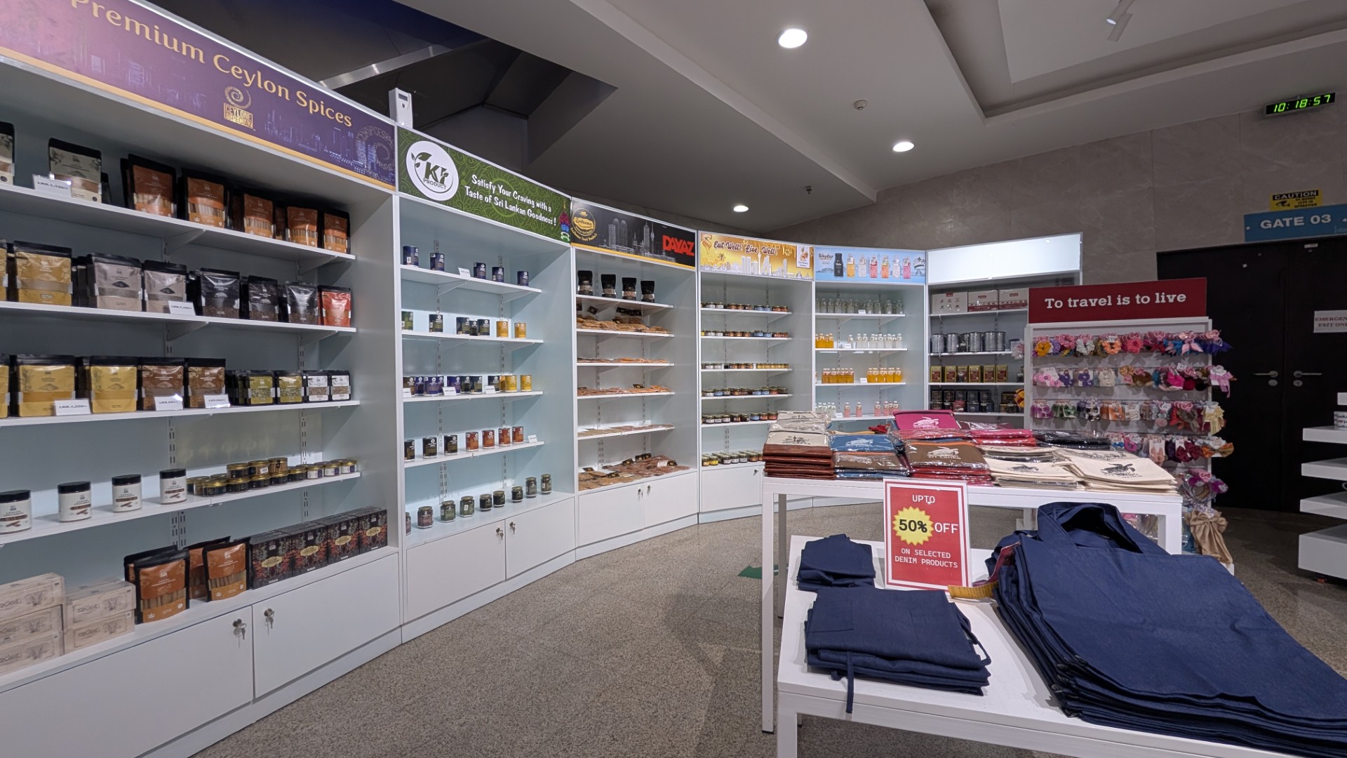 gift shop at Nelum Kuluna