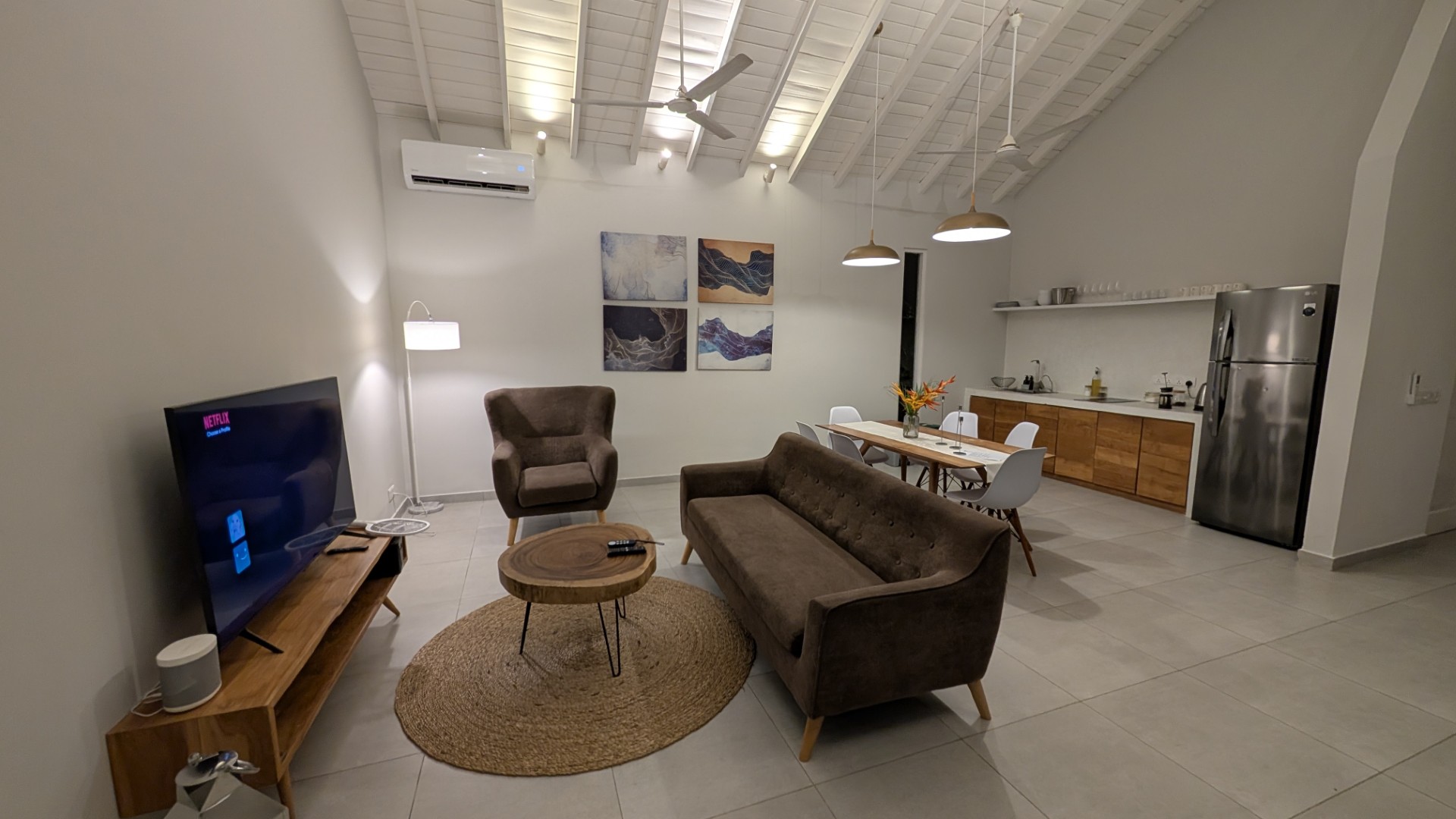 airbnbs for families visiting Sri Lanka