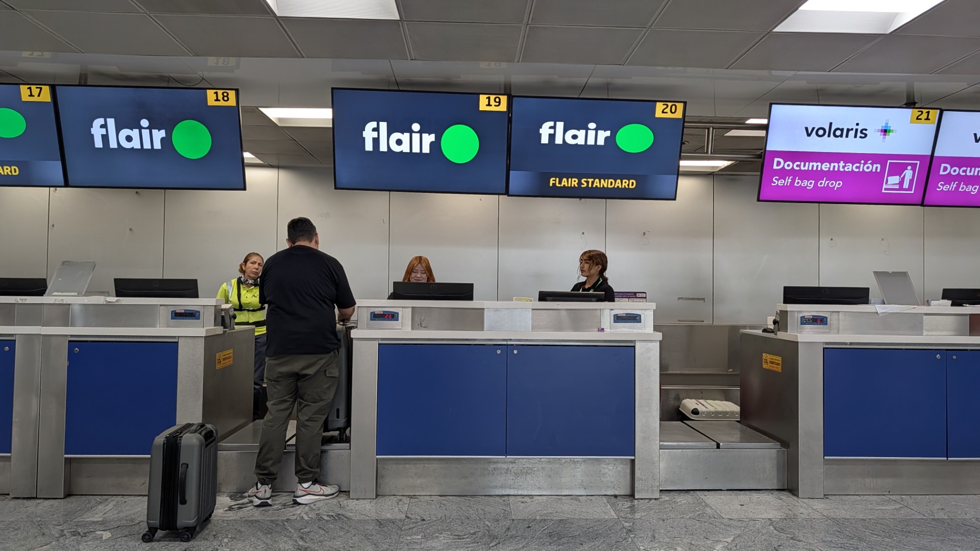 Flair counter at Guadalajara airport