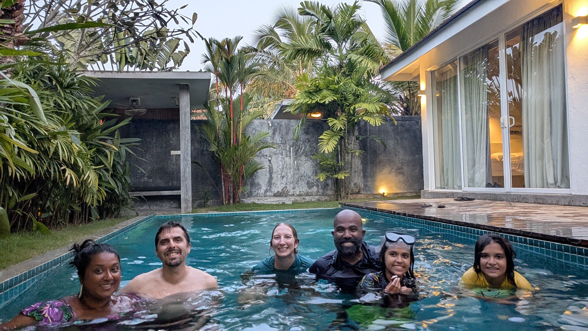 Ahangama villa with pool for families