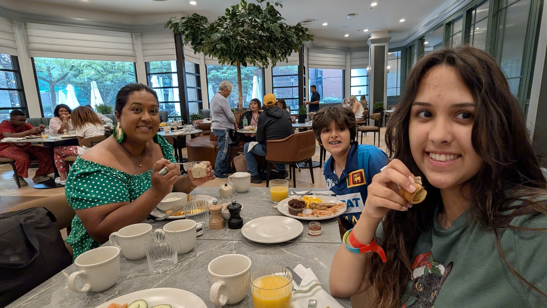 family breakfast at downtown Toronto hotel